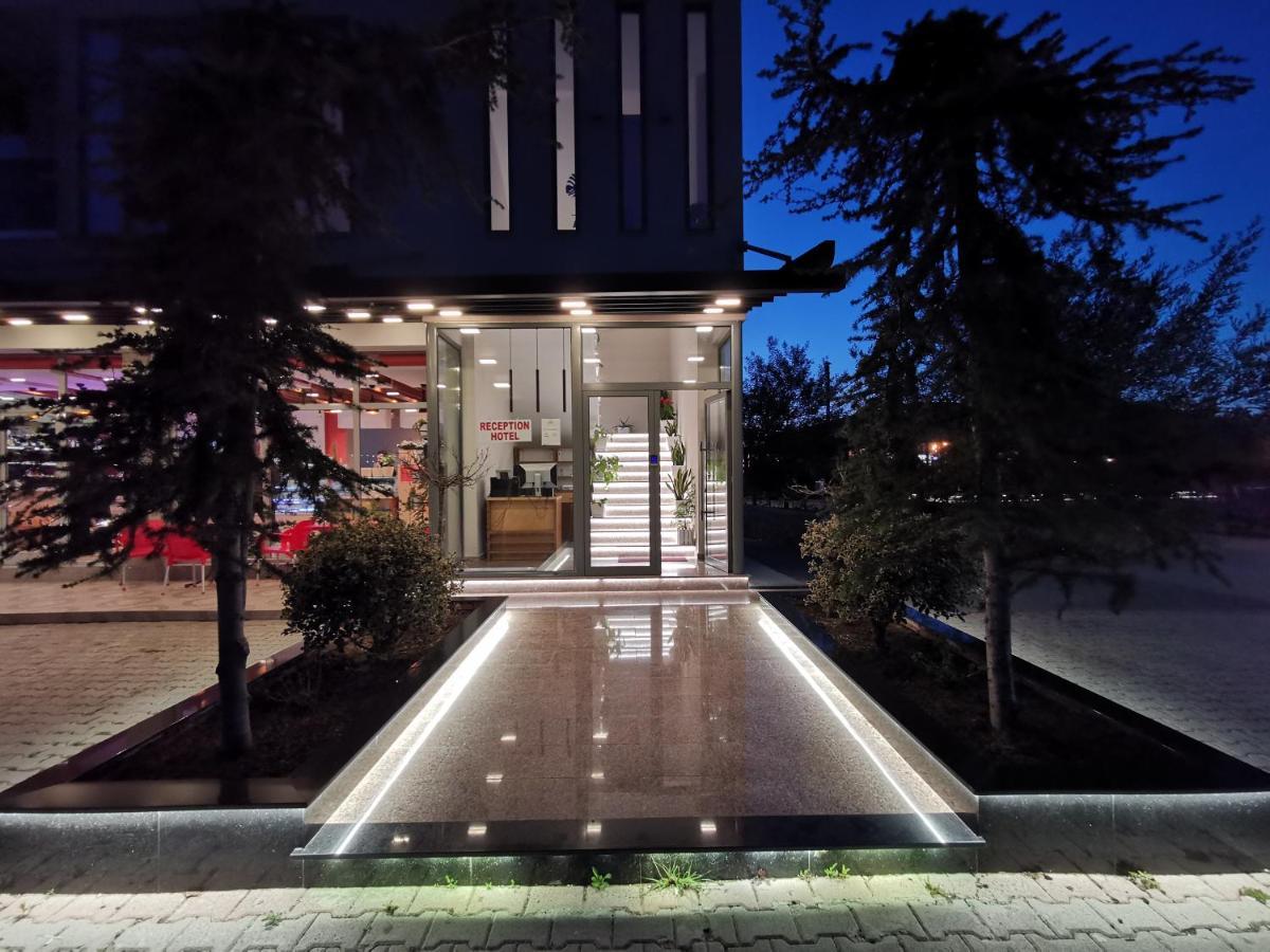 Te Aldo Hotel Kuraten Exterior foto